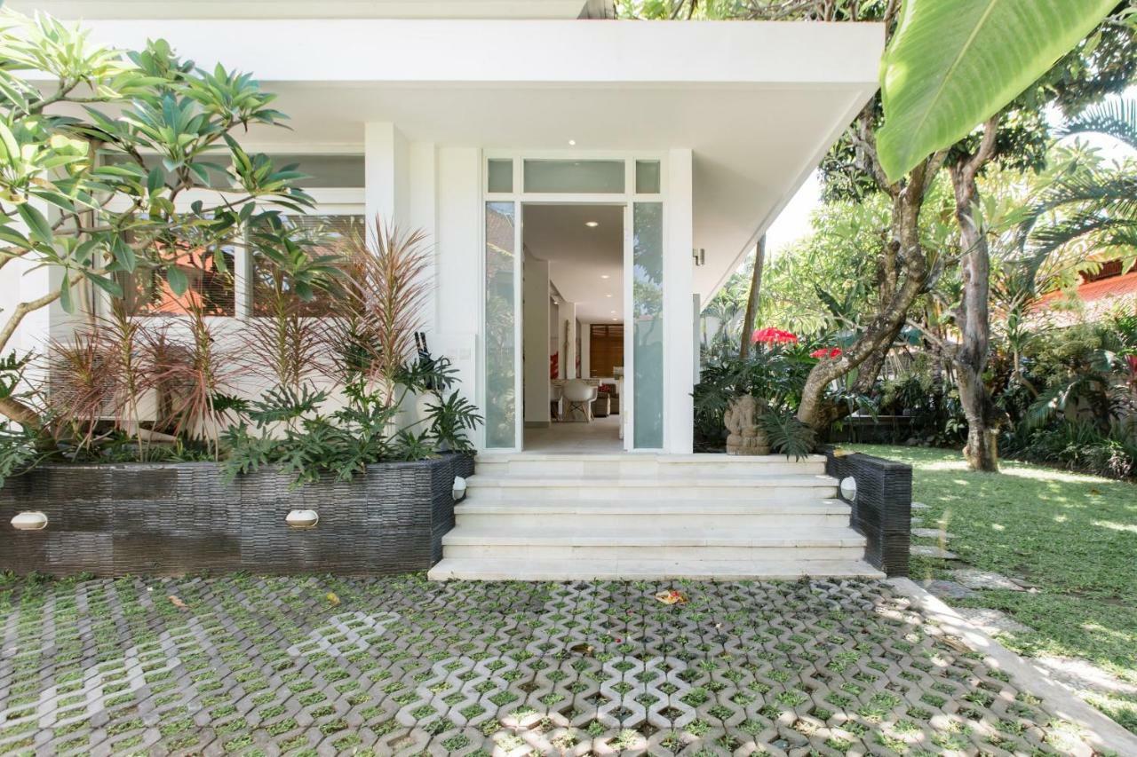 Seminyak Design Villa Bella Bagian luar foto